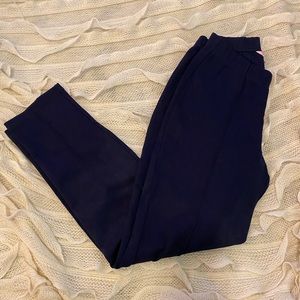 Lilly Pulitzer Nira Travel Legging in Navy Blue